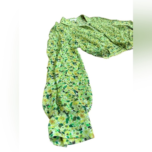 Favorite Daughter The Lover Wrap Top in Green Motif Size Medium - Picture 4 of 12